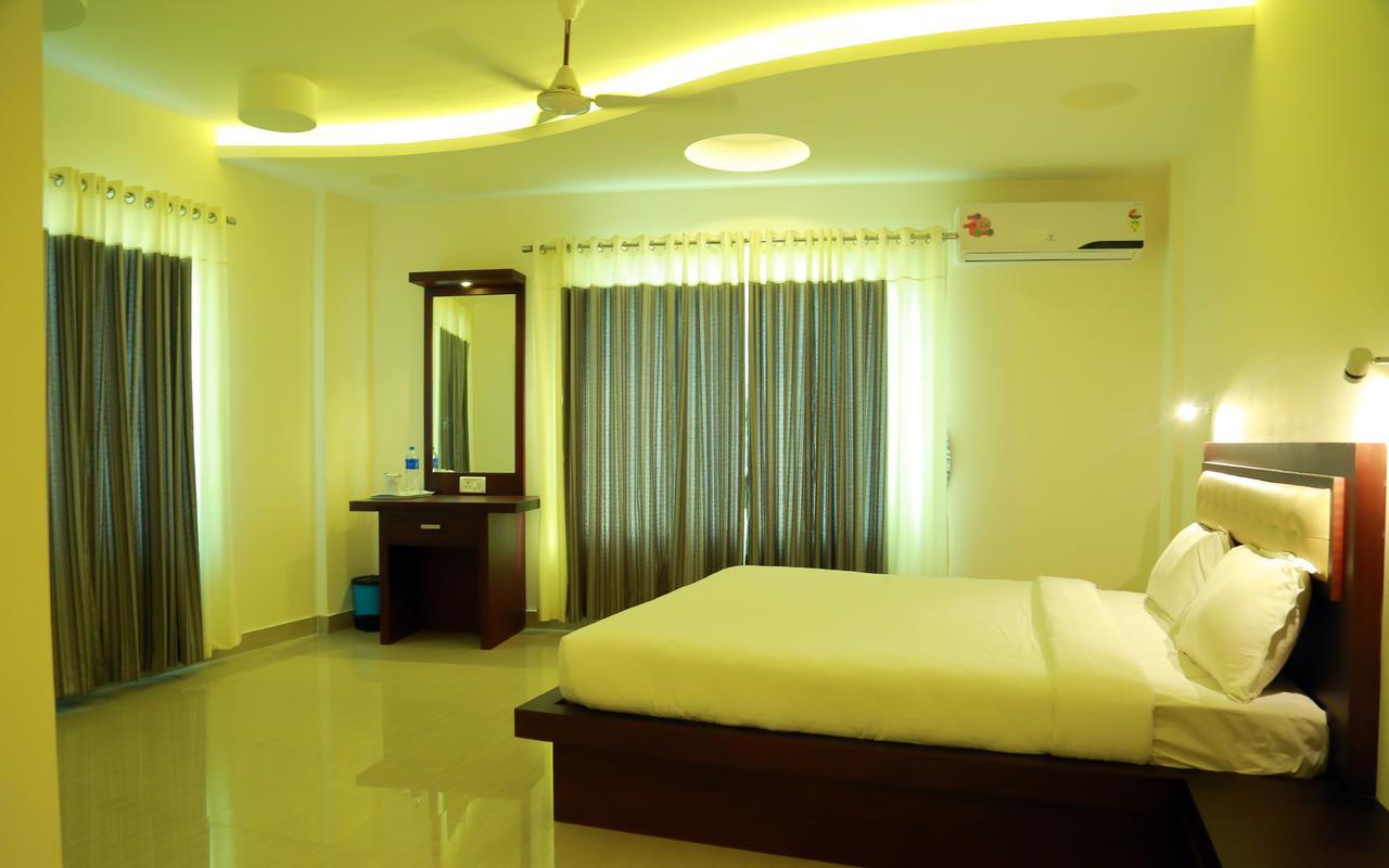 Hotel Horizon International Guruvayur Exterior photo